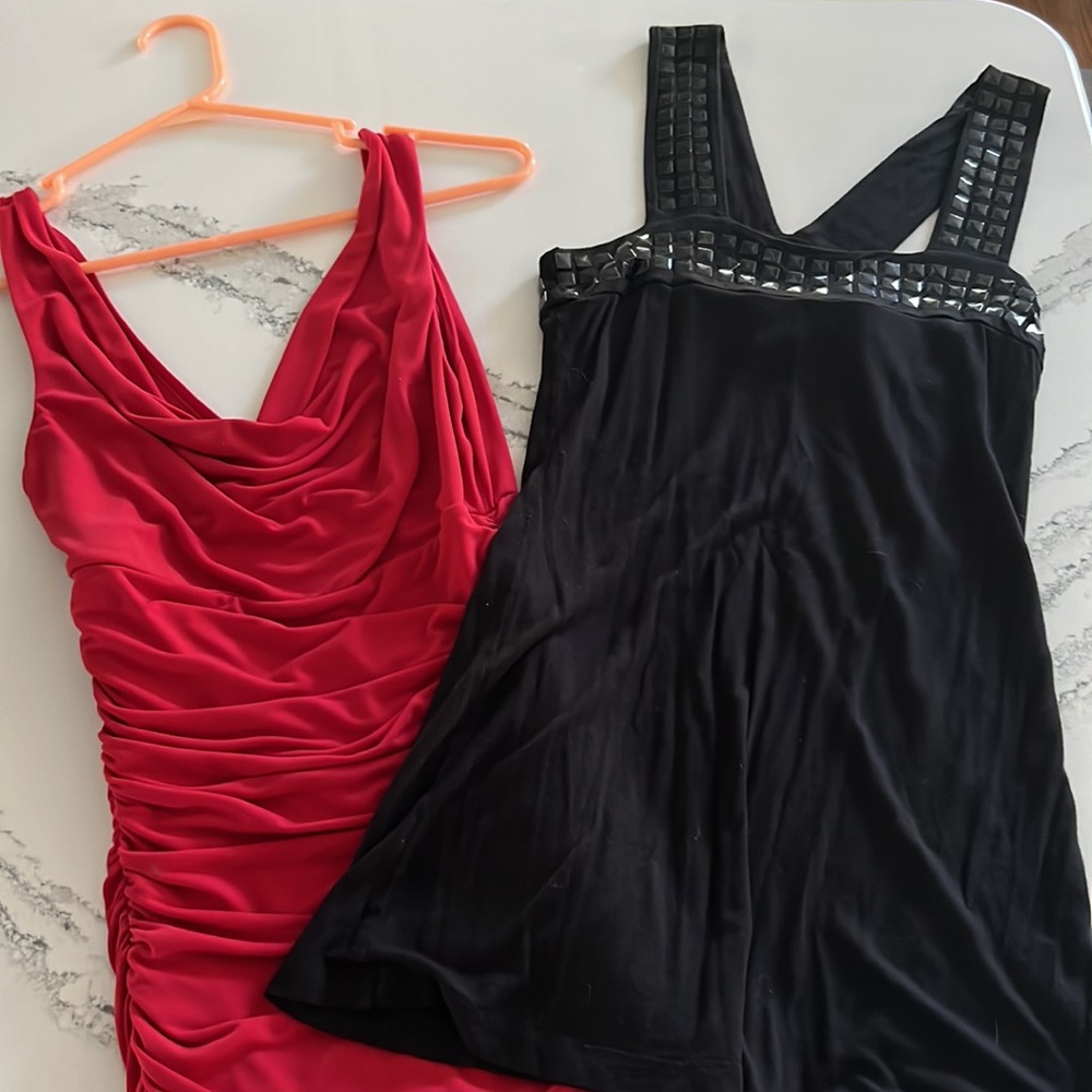 Arden b. And h&m sleeveless shirts! Both have stretch in fabric. Xs